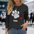 Finn Dog Paw Best Puppy Dog Finn Dog Lover 長袖Tシャツ 彼女への贈り物