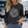 Humpback クジラ 海から雲に飛ぶ 長袖Tシャツ 彼女への贈り物