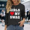 ガールズ・ラブ・マイ・スワッグ 長袖Tシャツ 彼女への贈り物