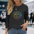 ボヘミアンの秘教の精神的な太陽と月 長袖Tシャツ 彼女への贈り物