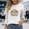 On Back 5月の誕生日 Est 1966年限定版 60Th 長袖Tシャツ 彼女への贈り物
