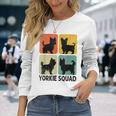 レトロ シルホーエット ヨーキー スクワッド ヨークシャーテリア ヨーキー 犬 長袖Tシャツ 彼女への贈り物