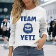 野獣のイエティ 忌まわしい雪だるまのユーモア 私はイエティが大好き Team Yeti 長袖Tシャツ 彼女への贈り物