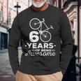 60 Years Of Being Awesome ロードバイク・サイクリングバイシクル 長袖Tシャツ 高齢者への贈り物