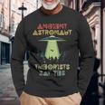Ancient Astronaut Theoristsay Yes Alien Head Theorist 長袖Tシャツ 高齢者への贈り物