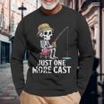 keleton Fishing Just More キャスト引用 長袖Tシャツ 高齢者への贈り物