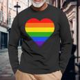 Lgbt レインボーウィングス フラッグ ハート ゲイ バイ ラブ プライド月間 Lgbtq 長袖Tシャツ 高齢者への贈り物