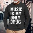 Music Is My Only Drug グラフィックプリント 長袖Tシャツ 高齢者への贈り物