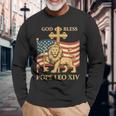 Vatican Pope Leo Xiv God Bless Pope Leo Xiv 長袖Tシャツ 高齢者への贈り物