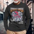 オクトパス侍 エイトアームズ 戦士 メンズ レディース 長袖Tシャツ 高齢者への贈り物