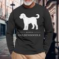 ゴールデンドゥードル 犬 ホワイト シルエット 長袖Tシャツ 高齢者への贈り物