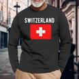 スイス国旗 スイス国地図フラッグ 長袖Tシャツ 高齢者への贈り物