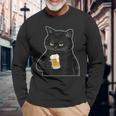 ビールを持っている黒猫 ヴィンテージ おもしろい ビール&猫好き 長袖Tシャツ 高齢者への贈り物