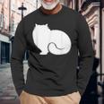 ペルシャ猫のふわふわした座り姿 Persian Cat Fluffyittingilhouette 長袖Tシャツ 高齢者への贈り物