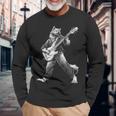ロックンロールとギターのロッキングウルフ ヴィンテージ Rock Music 長袖Tシャツ 高齢者への贈り物