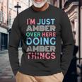 俺はこっちのアンバーなんだよこいつはアンバー・シングス・ネームをやってるだけ 長袖tシャツ 長袖Tシャツ 高齢者への贈り物