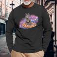 宇宙の猫とピザ 長袖Tシャツ 高齢者への贈り物