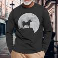 月と犬のシルエット-柴犬 長袖Tシャツ 高齢者への贈り物