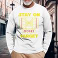 Stay On Target-ディスクゴルフtシャツ 長袖Tシャツ 高齢者への贈り物