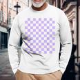 パープルラベンダーチェッカーボード 長袖Tシャツ 高齢者への贈り物