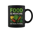 Food Is Medicineの栄養士、自然療法医栄養士へのギフト 長袖tシャツ コーヒーマグ