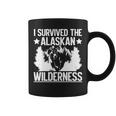 アラスカの荒野を生き延びたアラスカ 長袖tシャツ コーヒーマグ