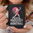Hoops Never Underestimate A Girl Who Playing Basketball コーヒーマグ 面白い贈り物