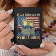 It's A Good Day To Read A Book Frog Vintage USA FLag Graphic Print Coffee Mug Unique Gifts
