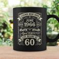 1966年6月生まれのヴィンテージ60歳の誕生日レジェンド。 コーヒーマグ ギフトのアイデア