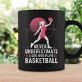 Hoops Never Underestimate A Girl Who Playing Basketball コーヒーマグ ギフトのアイデア