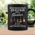 Never Underestimate An Old Man With A Guitar コーヒーマグ ギフトのアイデア