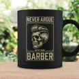 Skull Never Argue With Your Barber クラシック ヴィンテージ バーバー コーヒーマグ ギフトのアイデア