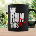 We Run This 我々はこれを実行しますランニング モチベーション マラソン フィットネス ワークアウト ジョギン コーヒーマグ ギフトのアイデア