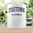 Dogtown California Ca ビンテージアスレチックスポーツデザイン コーヒーマグ ギフトのアイデア
