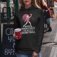 Hoops Never Underestimate A Girl Who Playing Basketball レディースパーカー 面白い贈り物