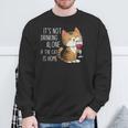 It's Not Drinking Alone If The Cat Is Home 面白い猫とワイン スウェットシャツ 高齢者への贈り物