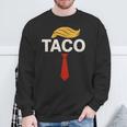 TACO トランプズ・オールウェイズ・チキン・アウト・タコス スウェットシャツ 高齢者への贈り物