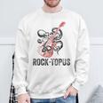 レトロ オクトパス クラーケン ギターを弾く Rock-Topus ギタリスト スウェットシャツ 高齢者への贈り物