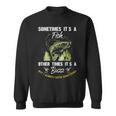 Sometimes Its A Fish Buzz Fishing Lover 漁師のギフト スウェットシャツ