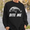Bite Me フィッシングルアー グラフィックイメージ スカル フィッシュ スケルトン メンズ スウェットシャツ 彼への贈り物
