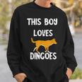 This Boy Loves Dingoes 野生動物 オーストラリアン ディンゴ犬 スウェットシャツ 彼への贈り物