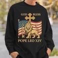 Vatican Pope Leo Xiv God Bless Pope Leo Xiv スウェットシャツ 彼への贈り物