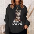 ロングヘア チワワ犬 This Is Love Brown チワワ 恋人 長袖tシャツ スウェットシャツ 彼女への贈り物