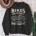 Bikes Are Like Wives 面白い オートバイ バイカー 妻 スウェットシャツ 年配の女性への贈り物