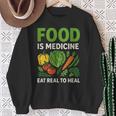 Food Is Medicineの栄養士、自然療法医栄養士へのギフト 長袖tシャツ スウェットシャツ 年配の女性への贈り物