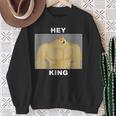 Hey Kingwole Doge Meme スウェットシャツ 年配の女性への贈り物