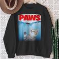 Paws Parody Cat Chasing A Cutecared Mouse Cat Lover スウェットシャツ 年配の女性への贈り物