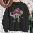 リアルなスピノサウルス 恐竜 先史時代の野生動物 長袖tシャツ スウェットシャツ 年配の女性への贈り物