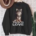 ロングヘア チワワ犬 This Is Love Brown チワワ 恋人 長袖tシャツ スウェットシャツ 年配の女性への贈り物