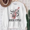 レトロ オクトパス クラーケン ギターを弾く Rock-Topus ギタリスト スウェットシャツ 年配の女性への贈り物